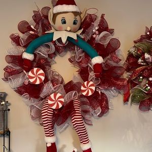 Elf wreath